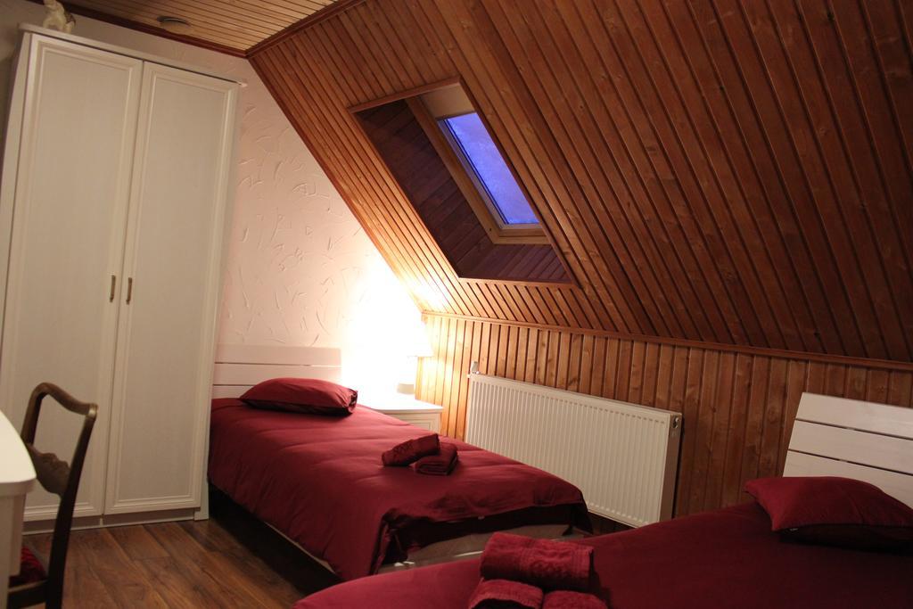 Krapi Guesthouse Treimani Номер фото